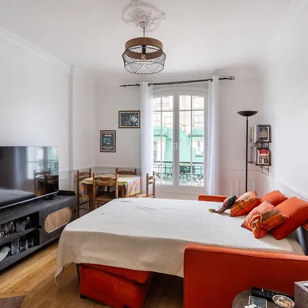 Appartamento Chic 1bd With Balcony Picpus Parigi