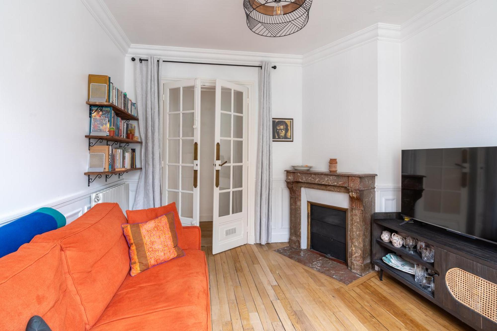 Chic 1bd With Balcony Picpus * Parigi