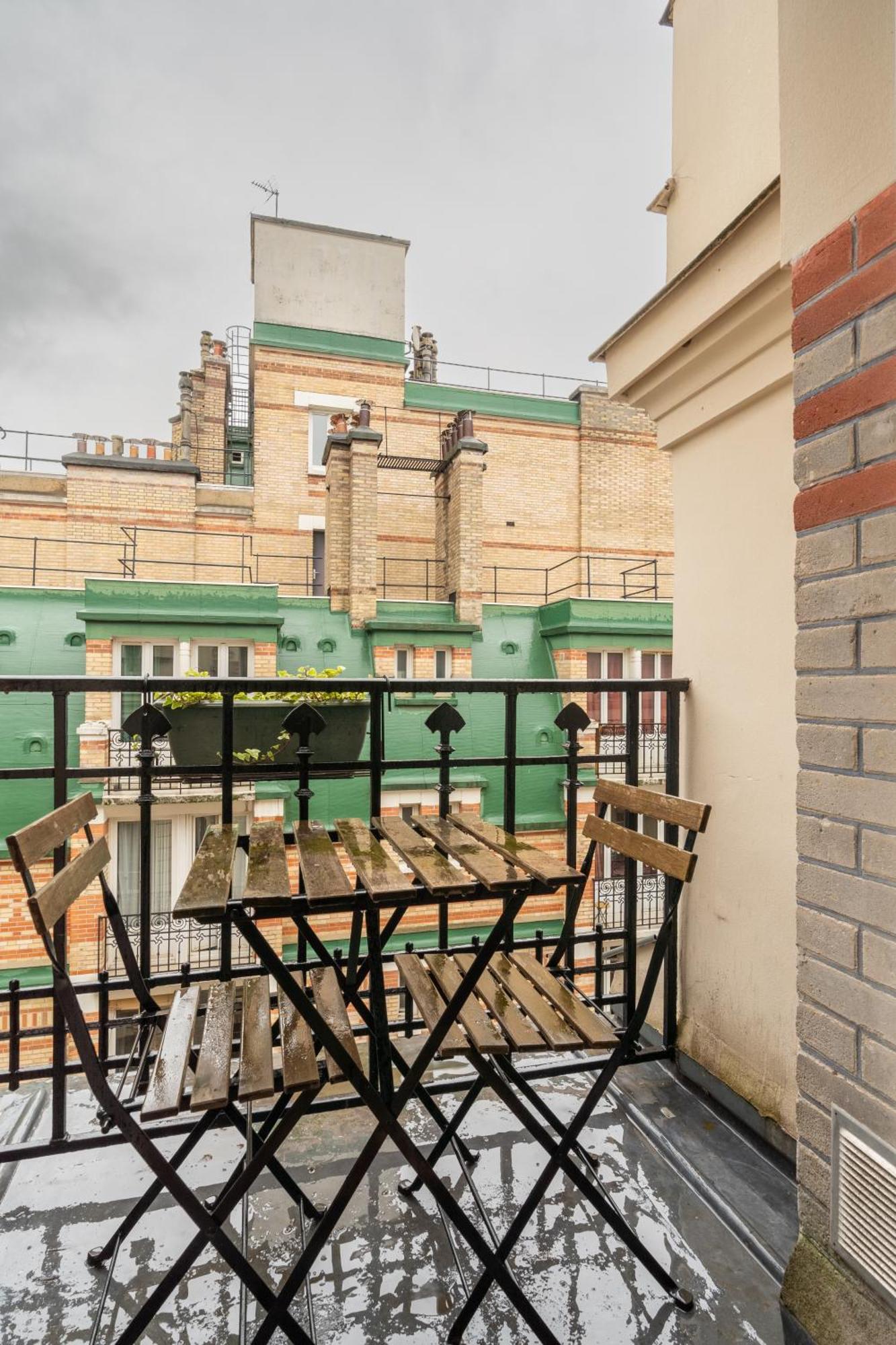 Appartamento Chic 1bd With Balcony Picpus *